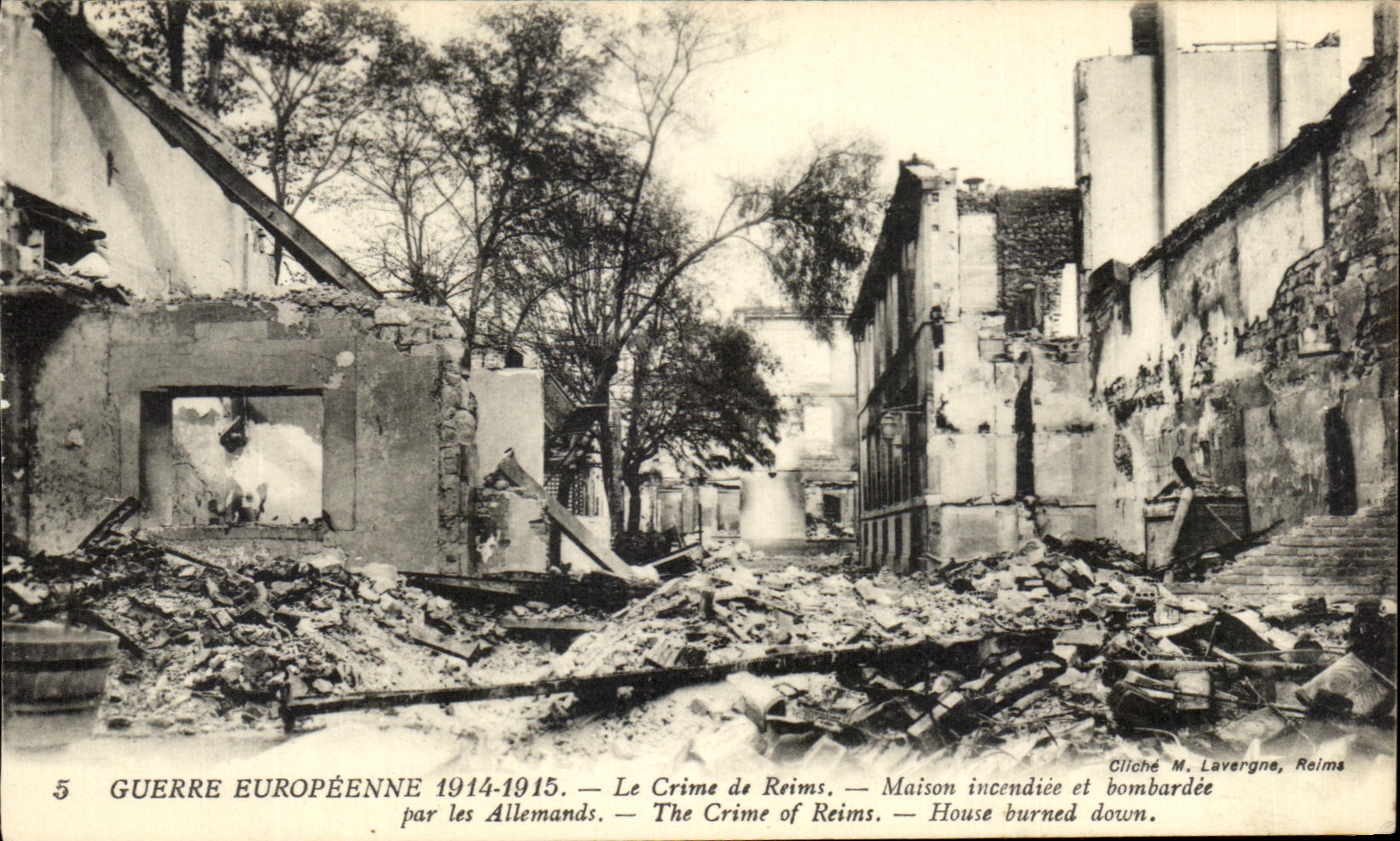 CPA European War the Crime Of Rheims Incendice House And bombardee by German Militaria