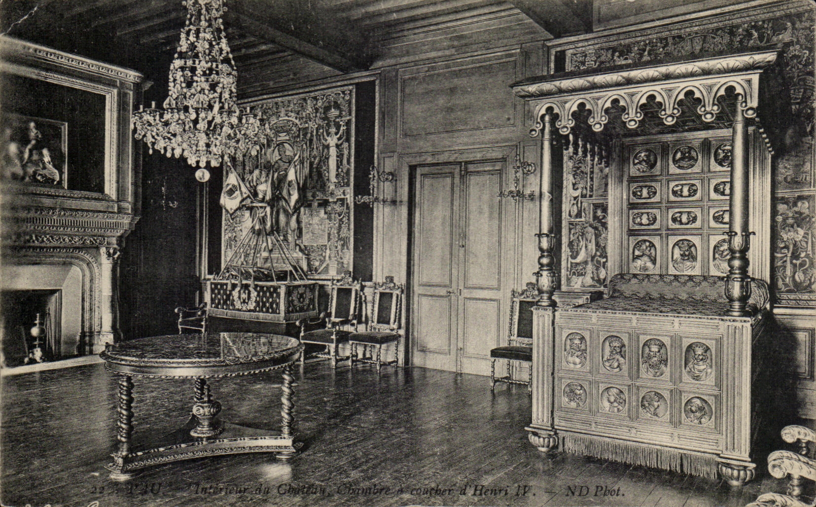 CPA Pau interieur du Chateau d'Henri IV