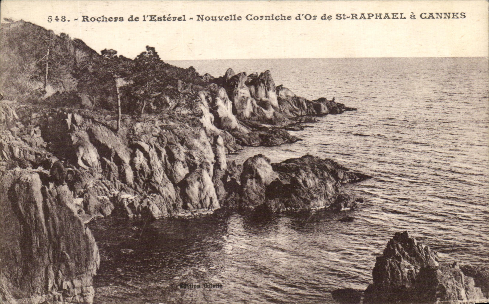 CPA Rochers of Esterel Nouvelle Cornice of gold of St Raphael has Cannes