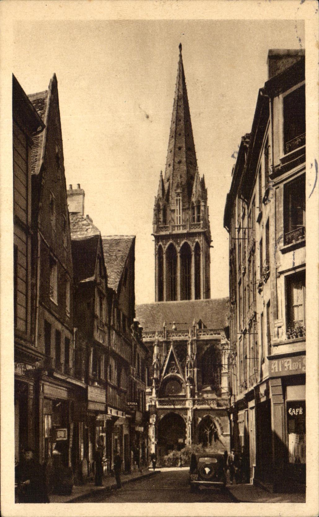 CPA Caen La Rue Montoire Poissonnerie et eglise St pierre