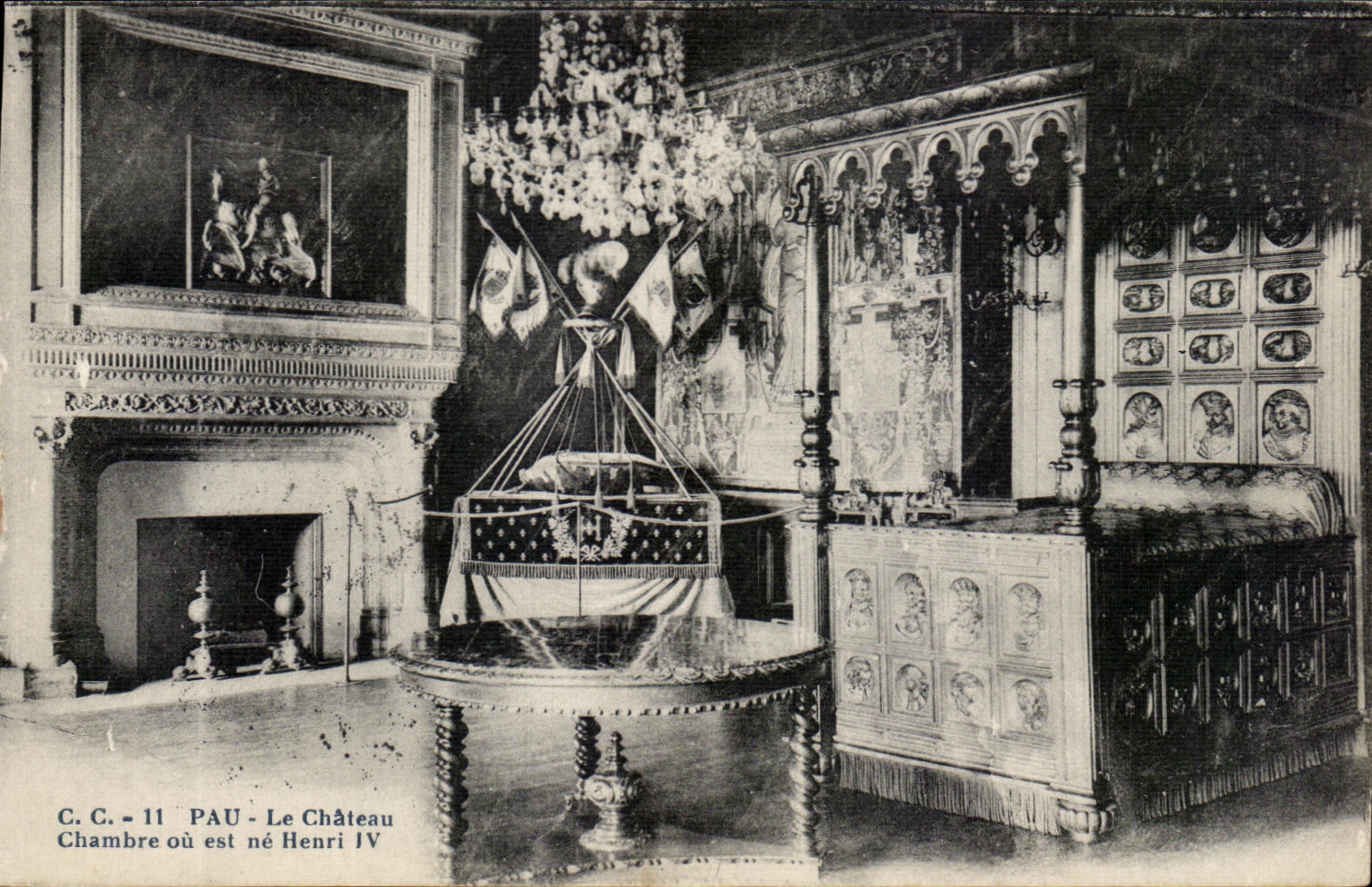 CPA Pau Le Chateau Chambre ou est ne Henri IV