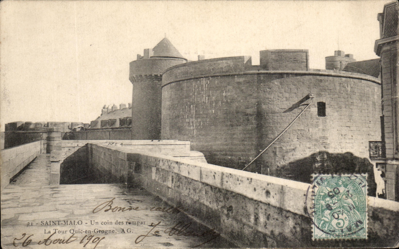 Santo Malo de CPA una esquina de las paredes la torre de Quic en Grogne