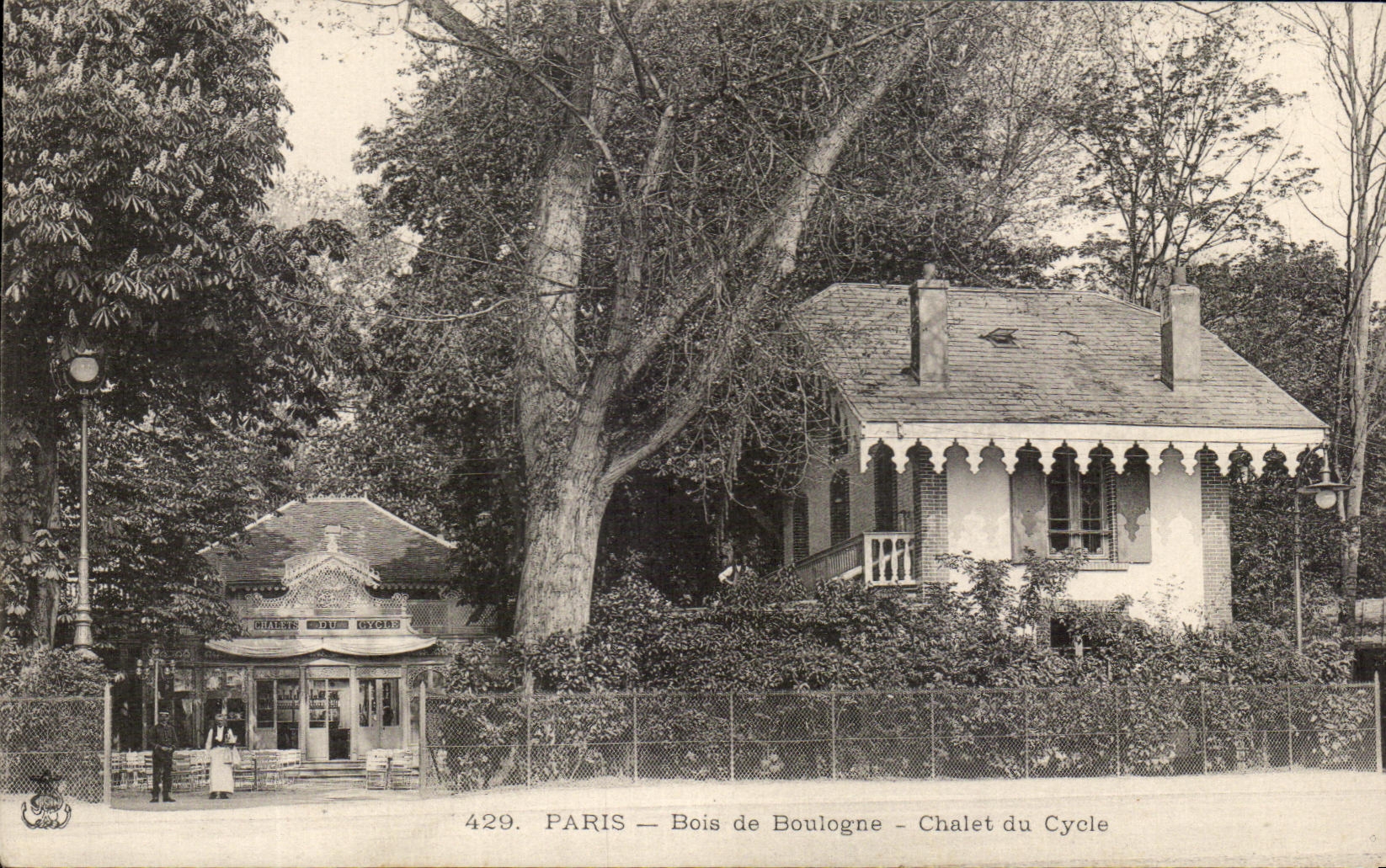 CPA Paris Bois de Boulogne Chalet du Cycle Velo