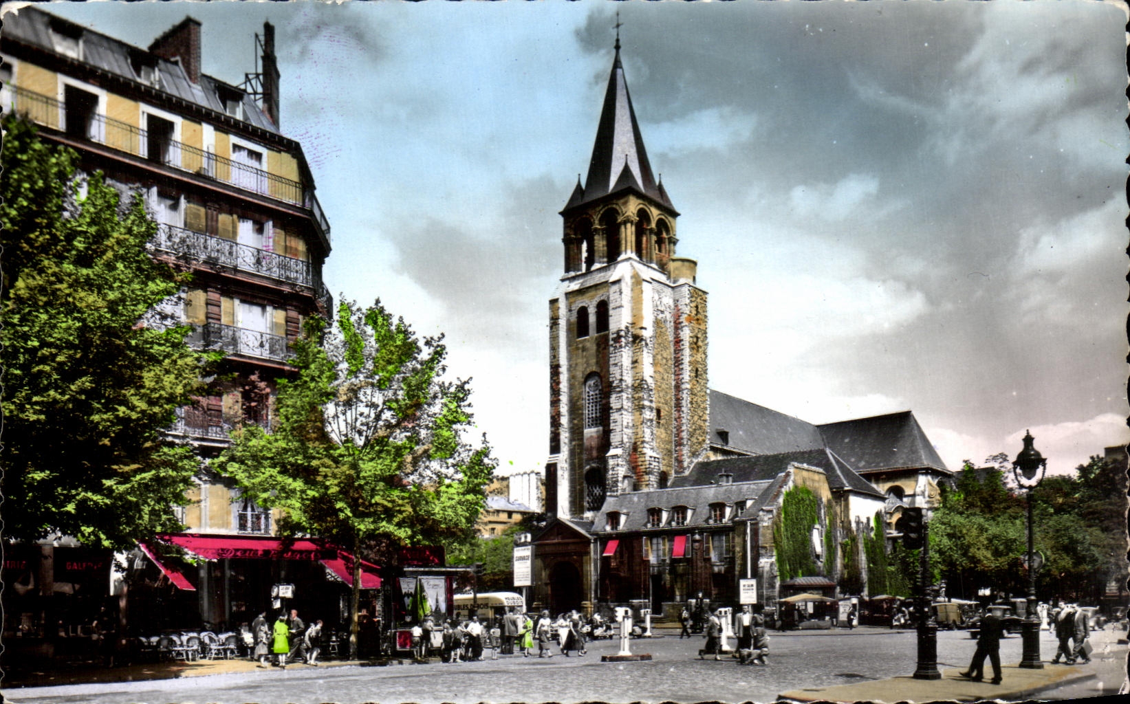 CPA Paris Places Saint Germain Close and the Church