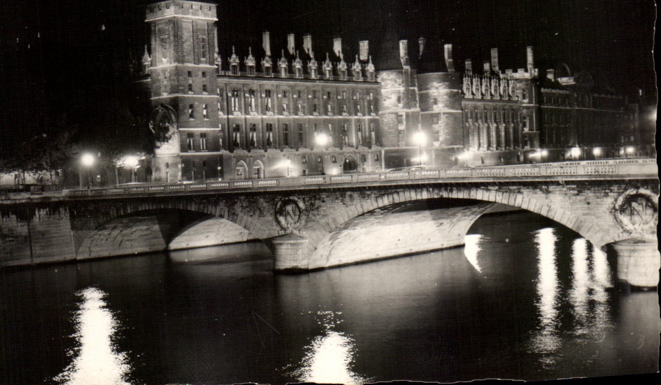 CPA Paris La Illuminee Caretaker's lodge