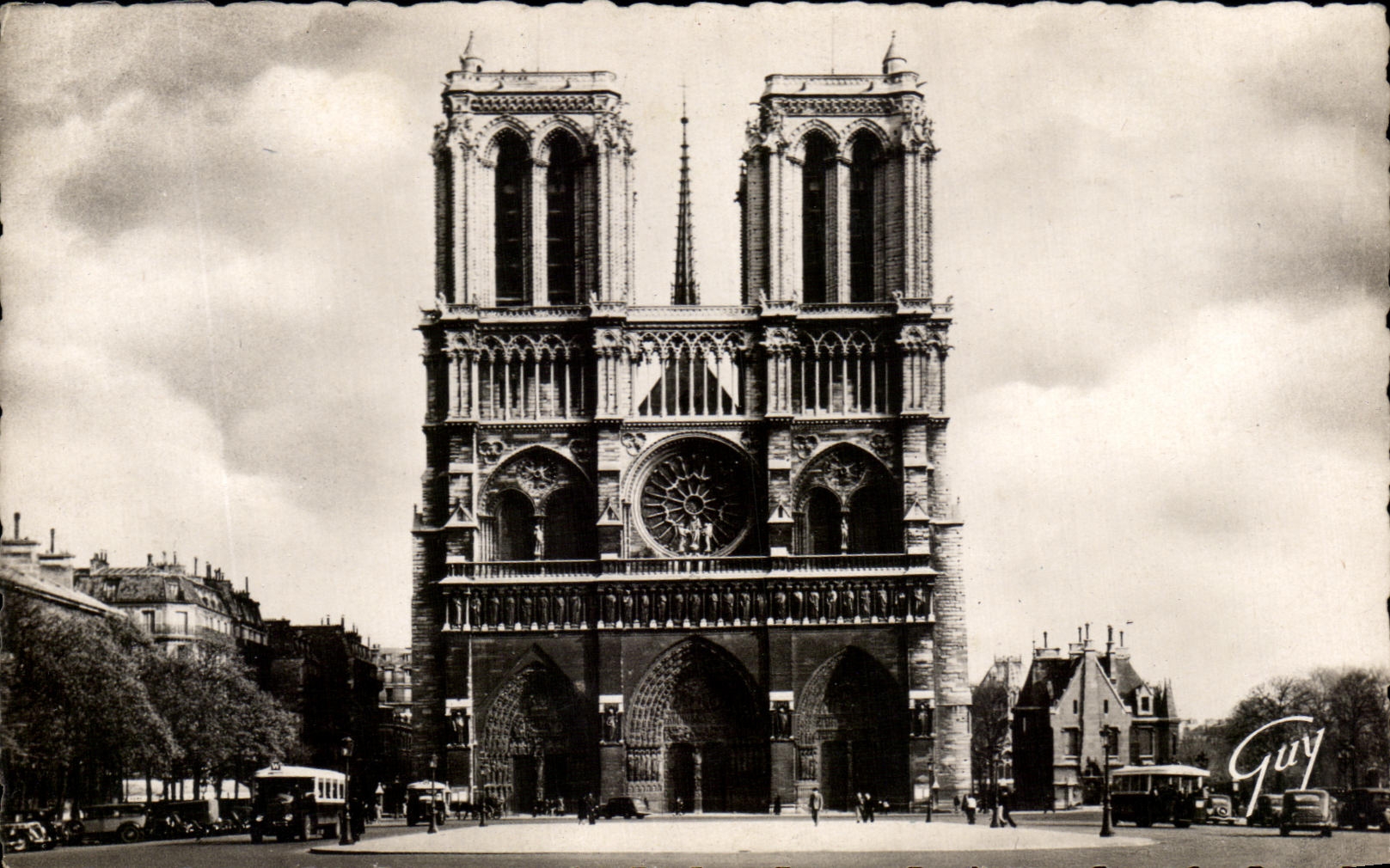 Ataque frontal de CPA Paris de la catedral de Notre Dame