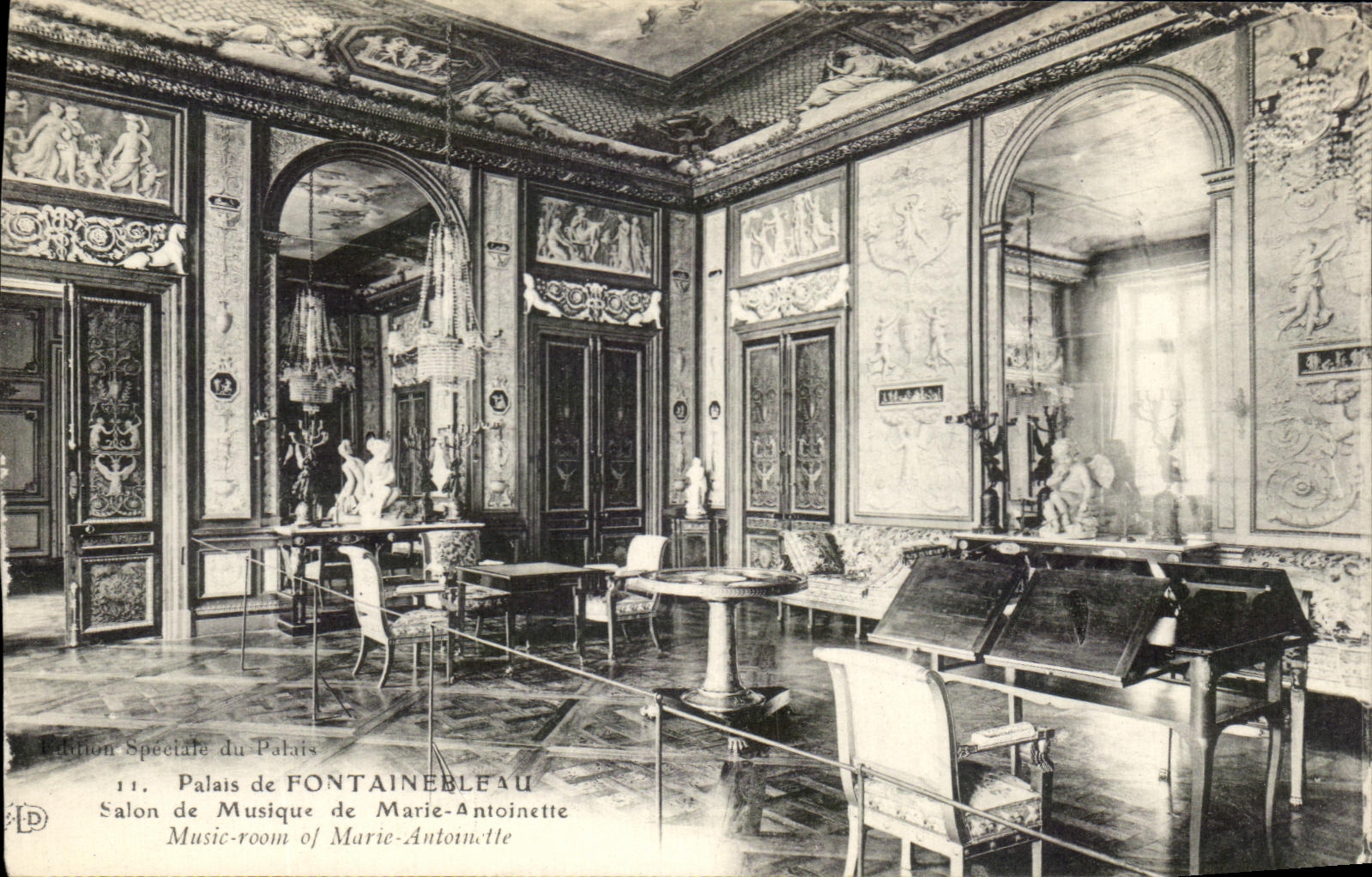 CPA Palate De Fontainebleau Living room Of Music Of Marie Antoinette
