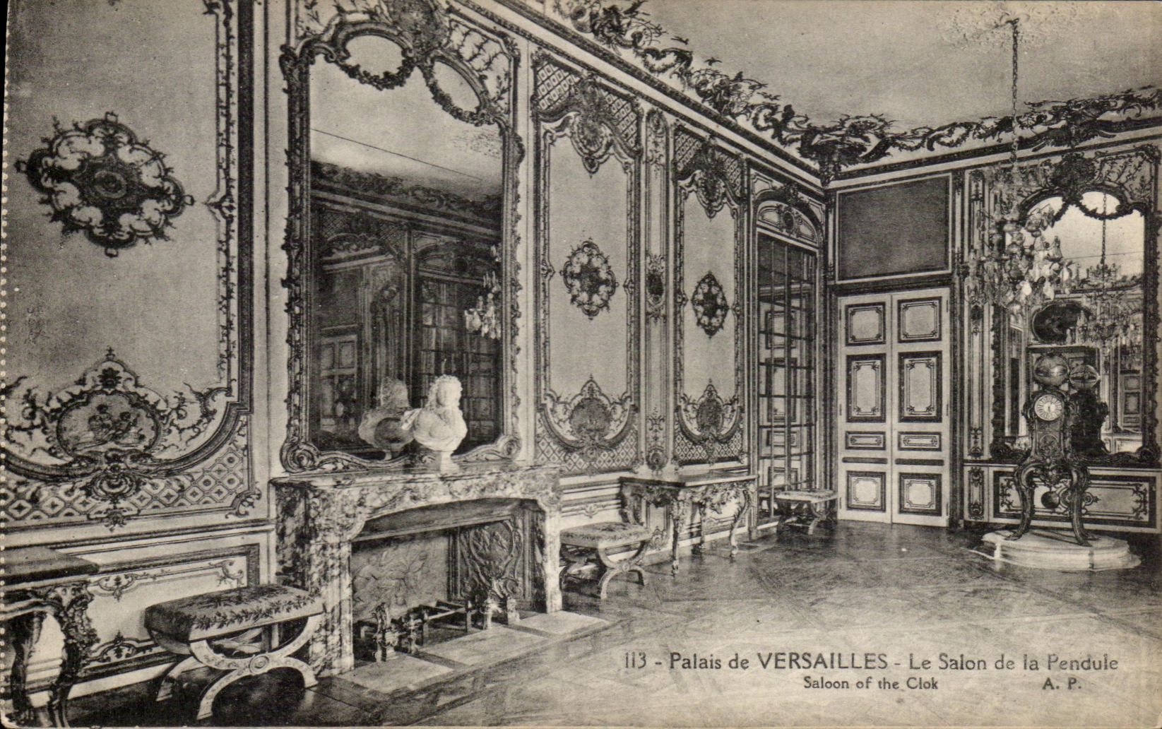 CPA Palate Of Versailles the Living room Of the Clock