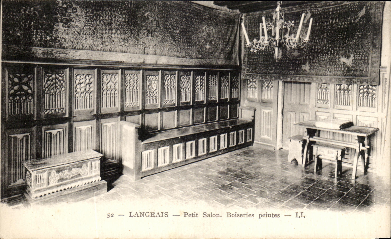 CPA Langeais Petit Salon Boiseries Peintes