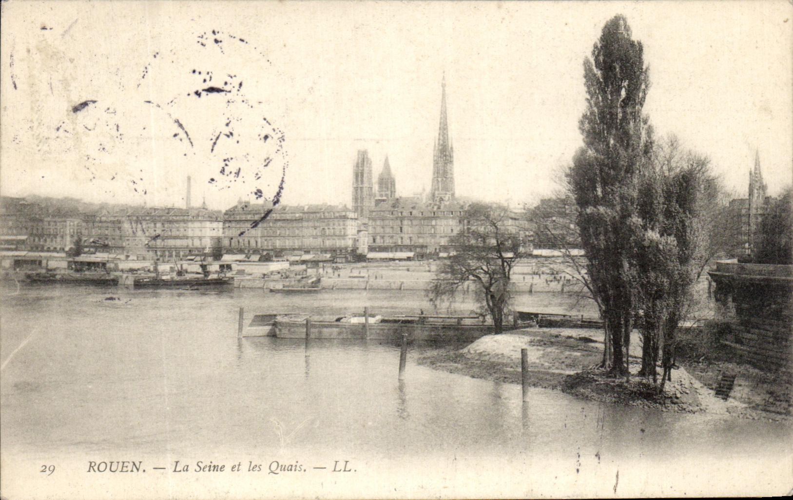 CPA Rouen La the Seine and Quays