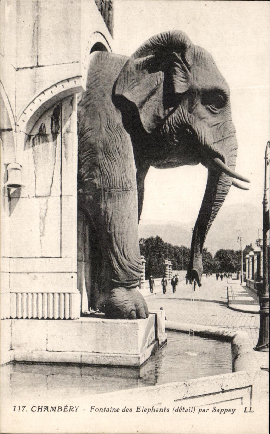 CPA Chambery Fontaine des Elephants par Sappey