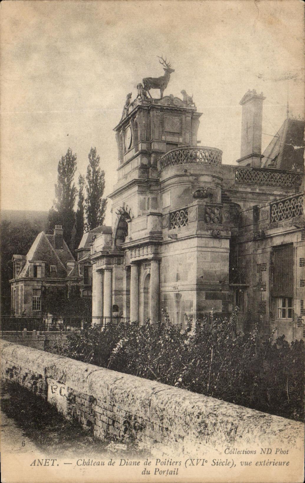 CPA Anet Castle of Diane of Poitiers Seen external of the Gate