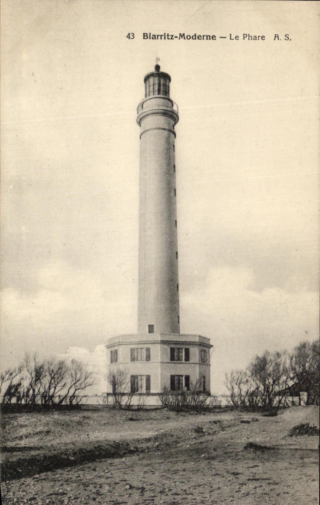 CPA Biarritz Moderne Le Phare