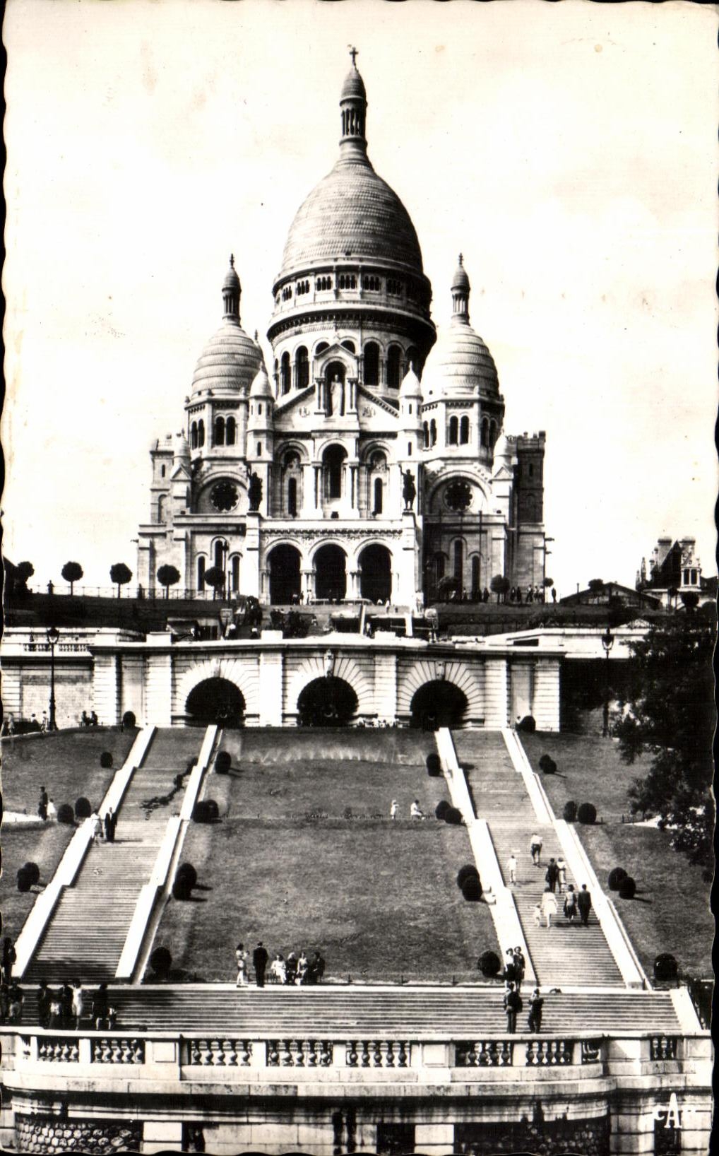 CPA Paris Basilica Of the Sacring Coeur De Monumartre