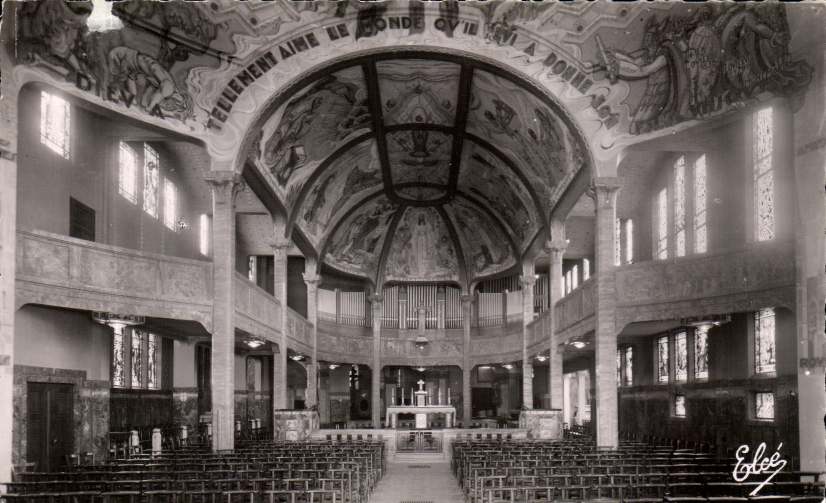 CPA Vichy Notre Dame des Malades L'Interieur