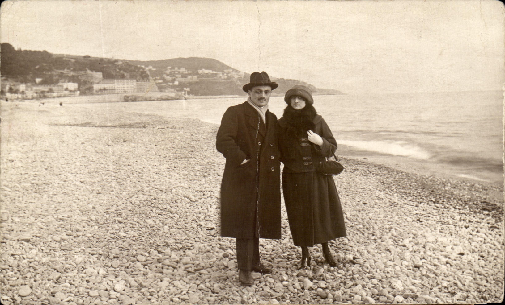 Playa de la foto verdadera Niza de la bahia de los angeles