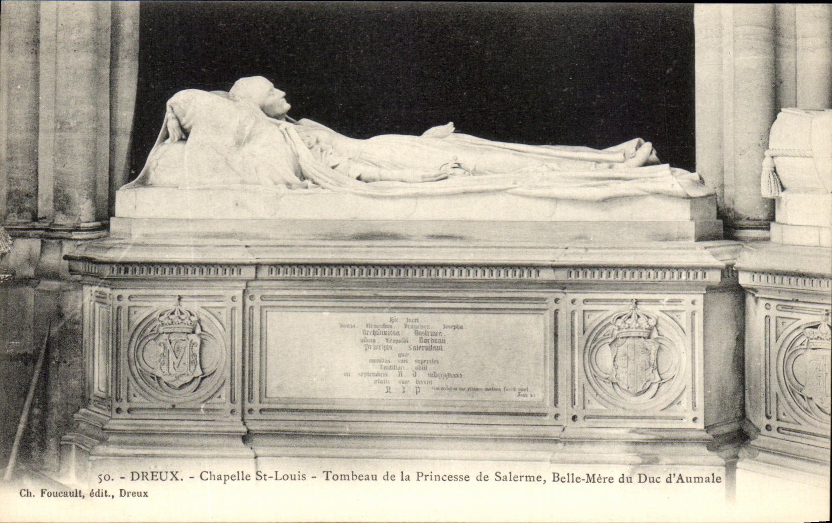 CPA Dreux Chapelle St Louis Tombeau De La Princesse De Salerme Belle Mere du Duc d'Aumale