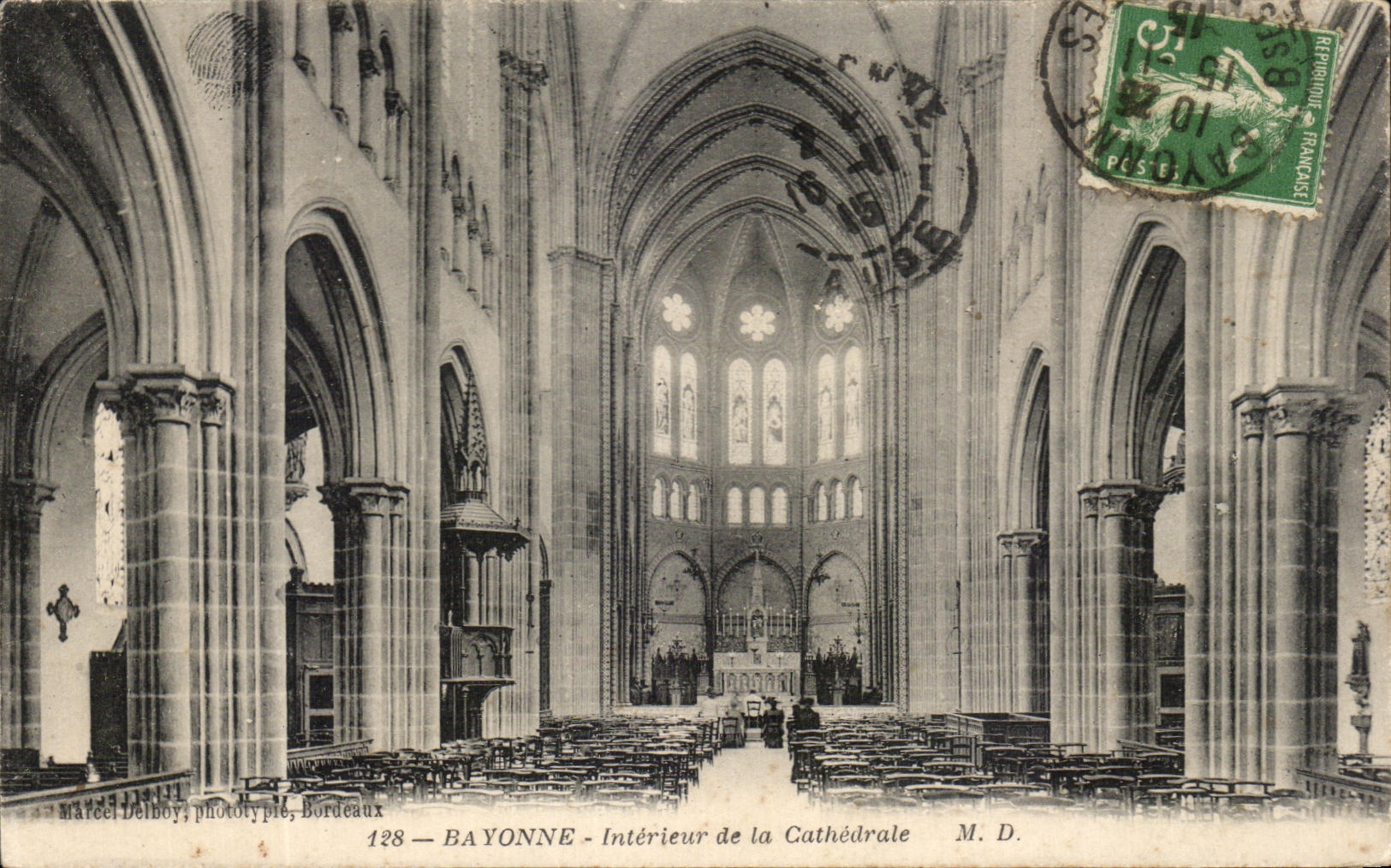 CPA Bayonne Interieur de la Cathedrale