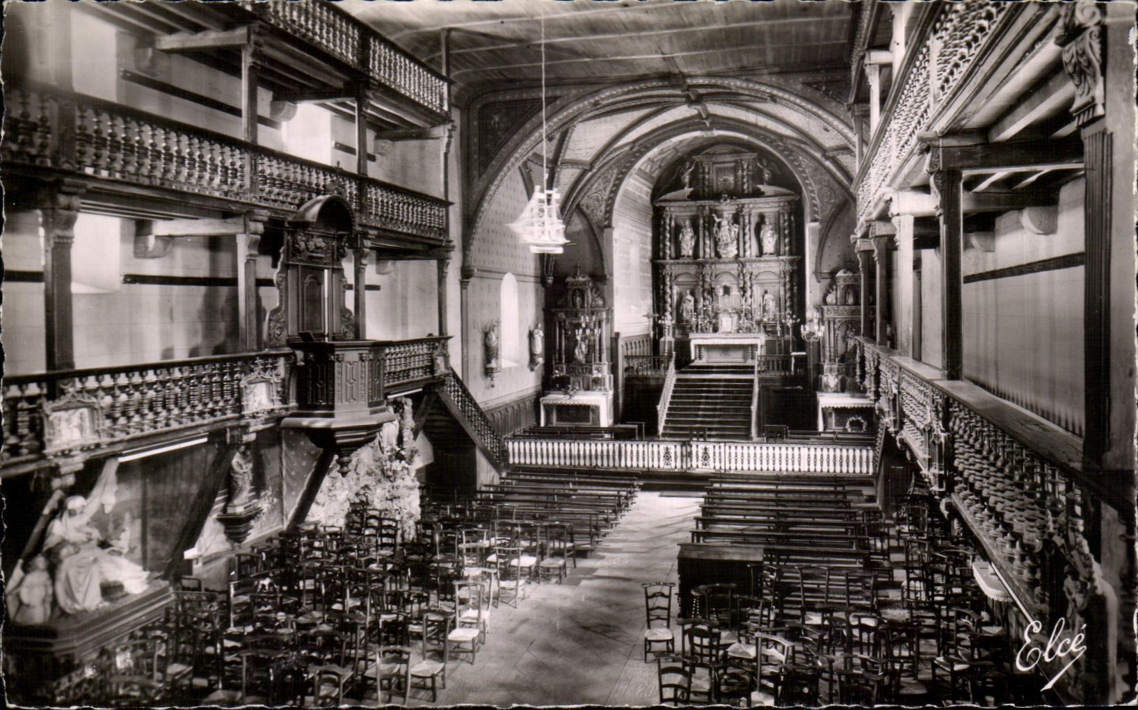 CPA Pays Basque Interior of the Church of Ascain