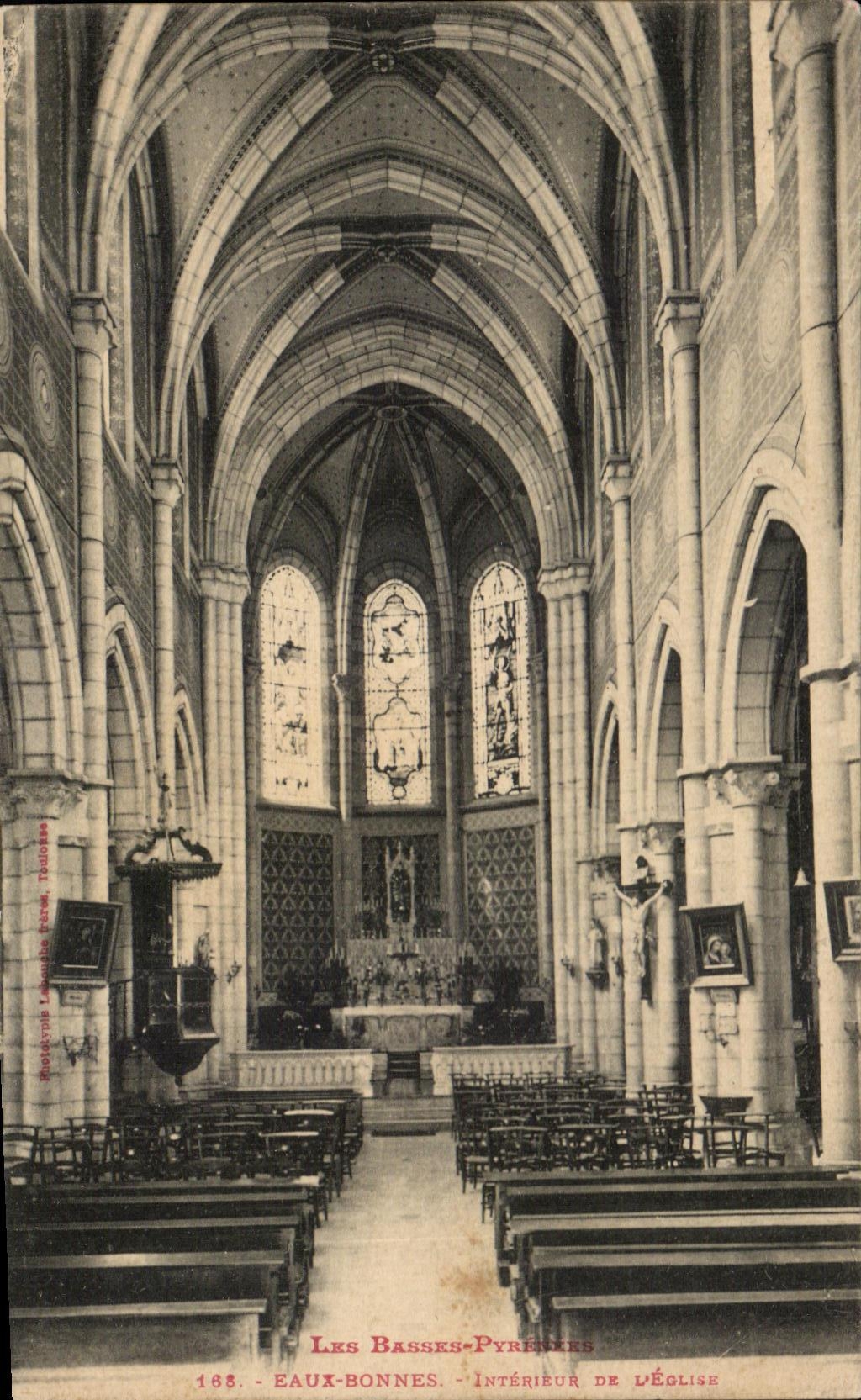 CPA the Low Pyrenees Good Water Interior Of the church