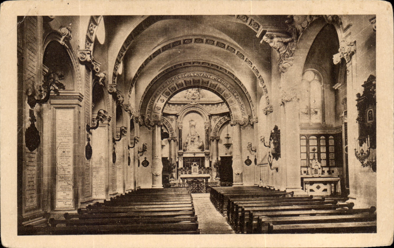 CPA Vault of the Carmelite nuns of Lisieux