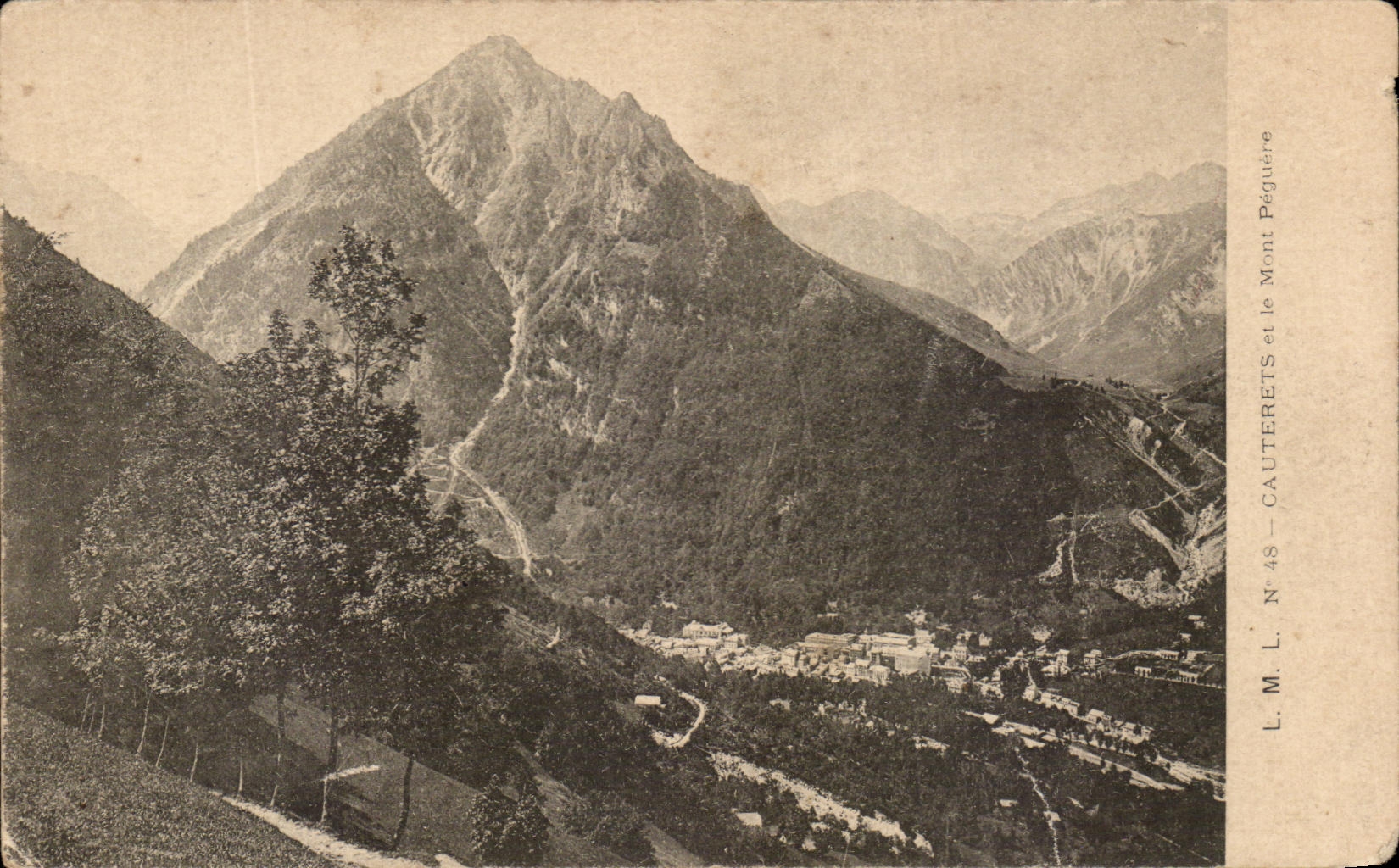 CPA Cauterets and the Peguere Mount