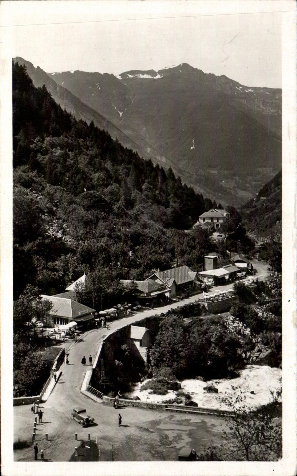 CPA Cauterets Cascades Of the Road Of the Bridge of Spain