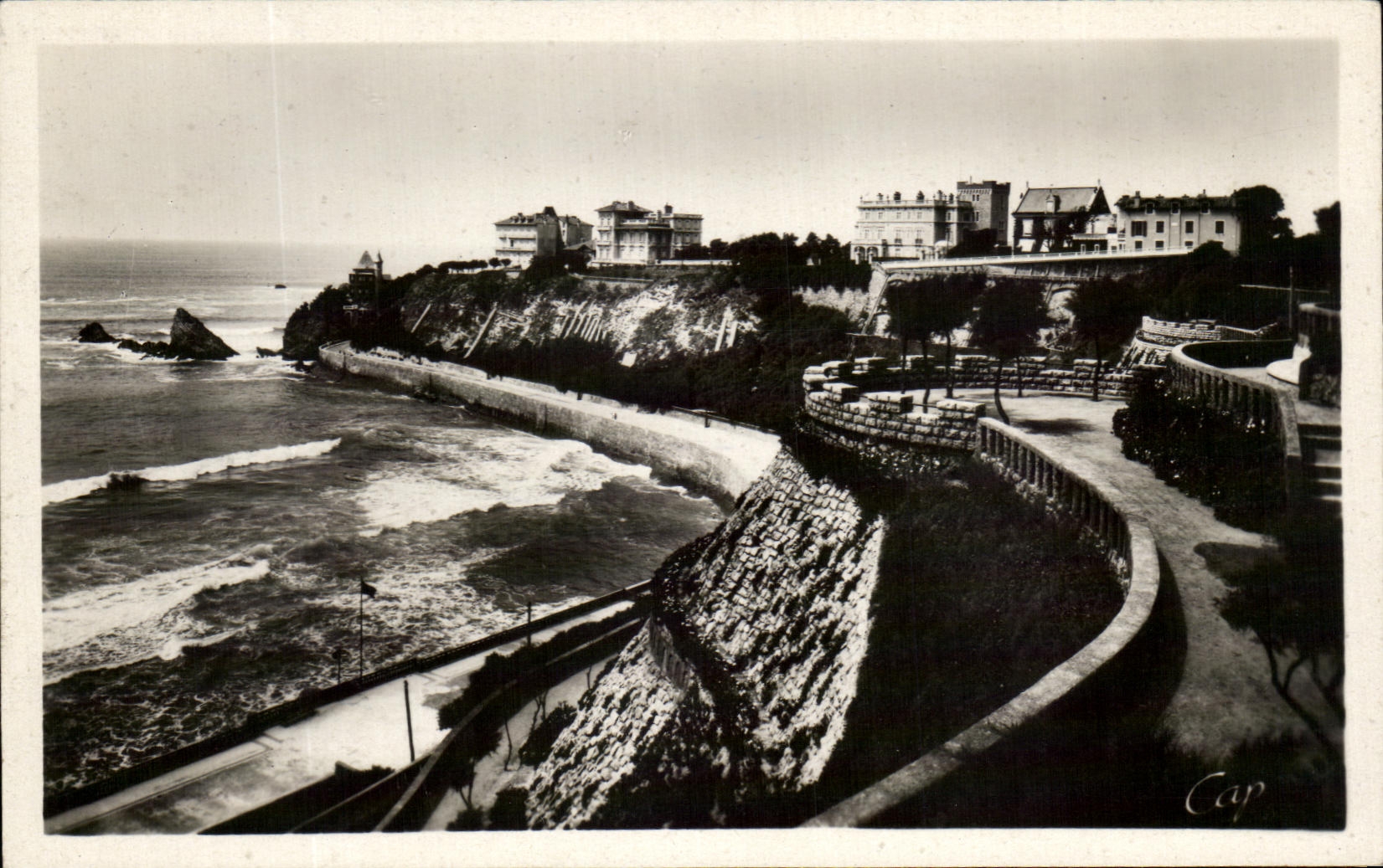 CPA Biarritz Jardins et Villas de la Cotes des basques
