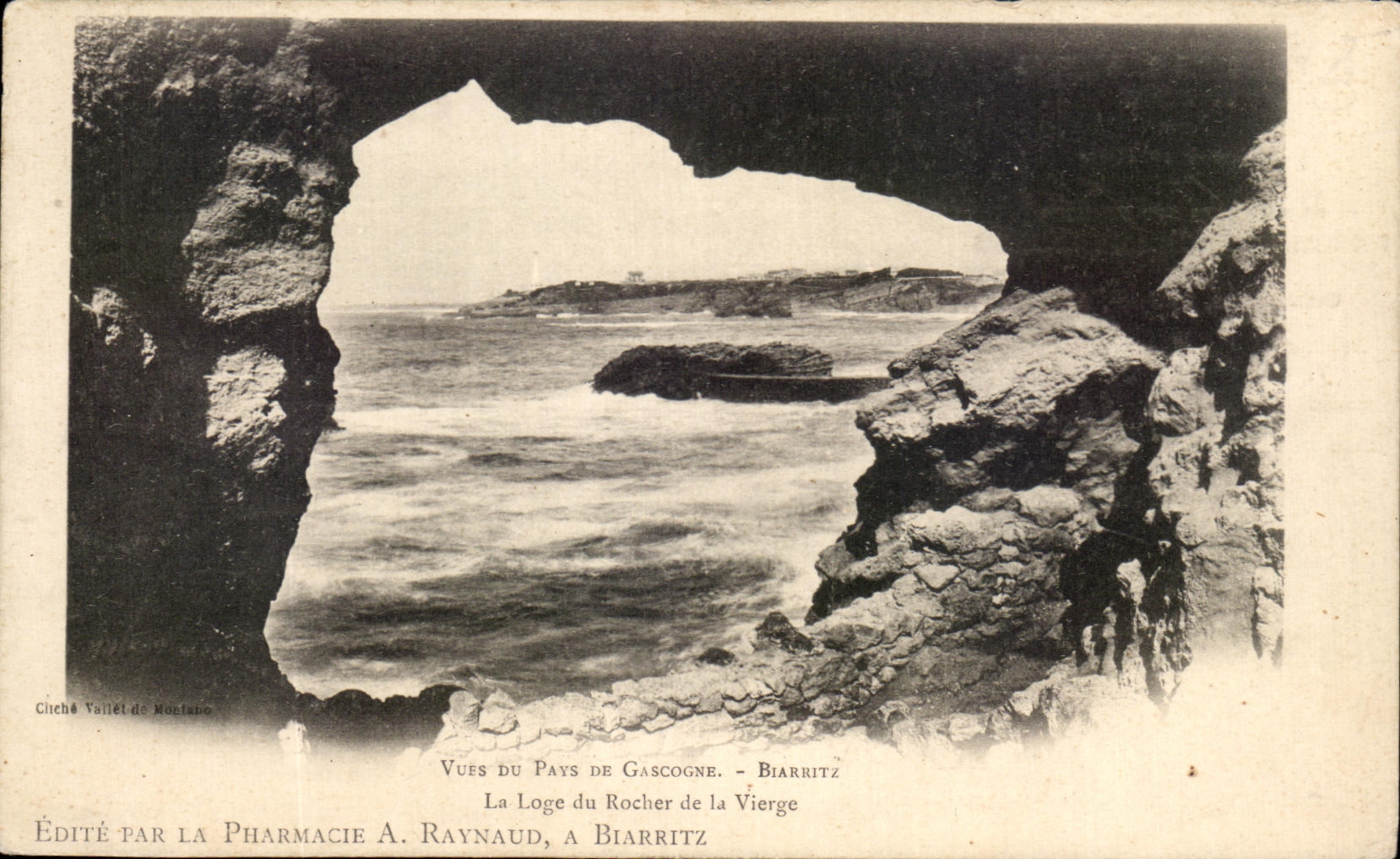 CPA Biarritz Vues du pas de Gascogne La loge du rocher de la vierge 