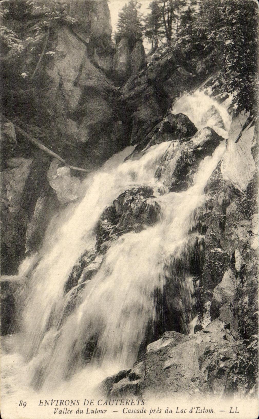 CPA Environs De Cauerets Vallee Of Lulour Cascades Close to the Lake Eslom