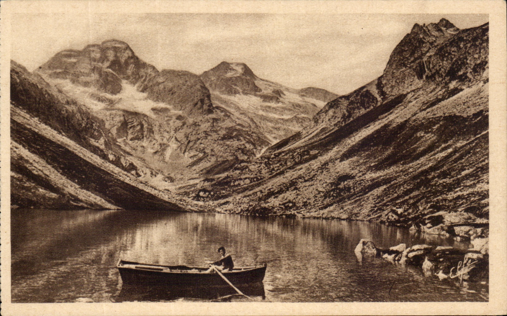 CPA Cauterets the Lake Essom Valley of Lutour