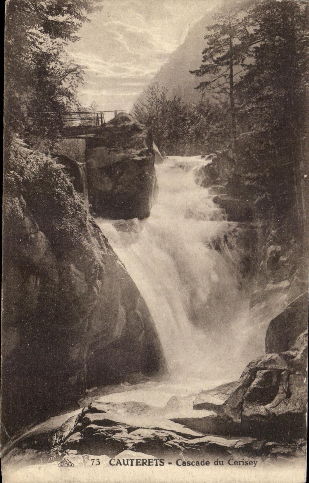 CPA Cauterets Cascades or Cerisey