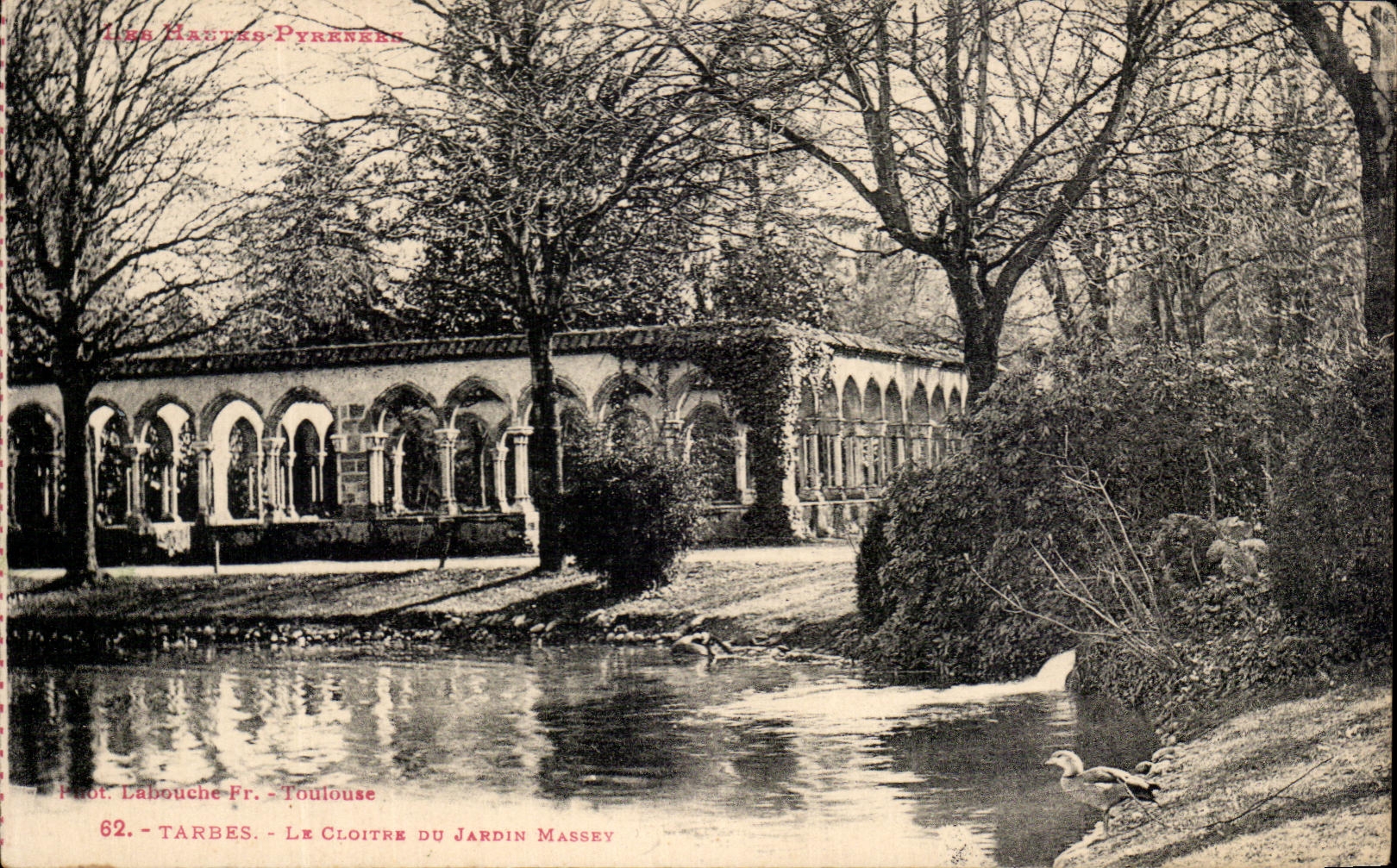 CPA Tarbes Le Cloitre Du Jardin Massey