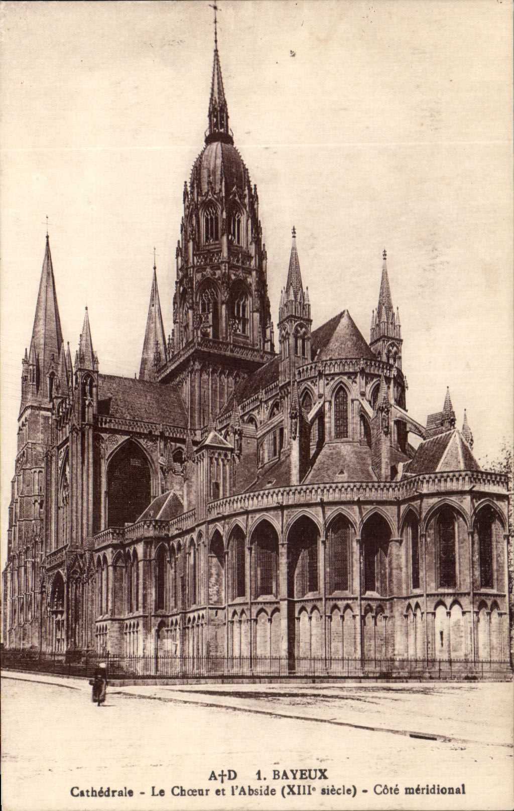 CPA Bayeux Cathedrale Le Choeur et I'Abside