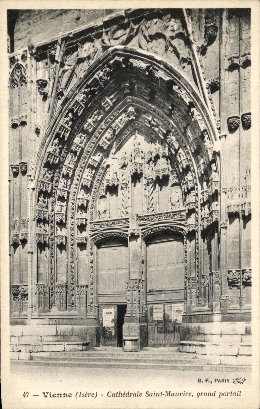 CPA Vienne Cathedrale Saint Maurice Grand Portail