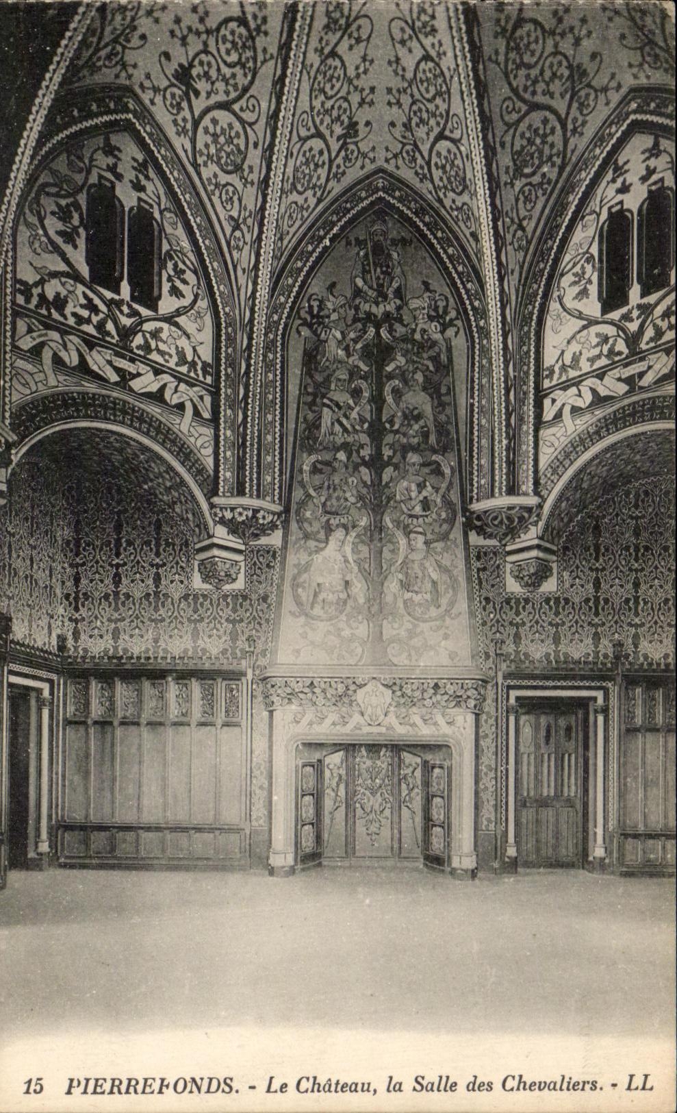 CPA Pierrefonds Le Chateau la Salle des Chevaliers