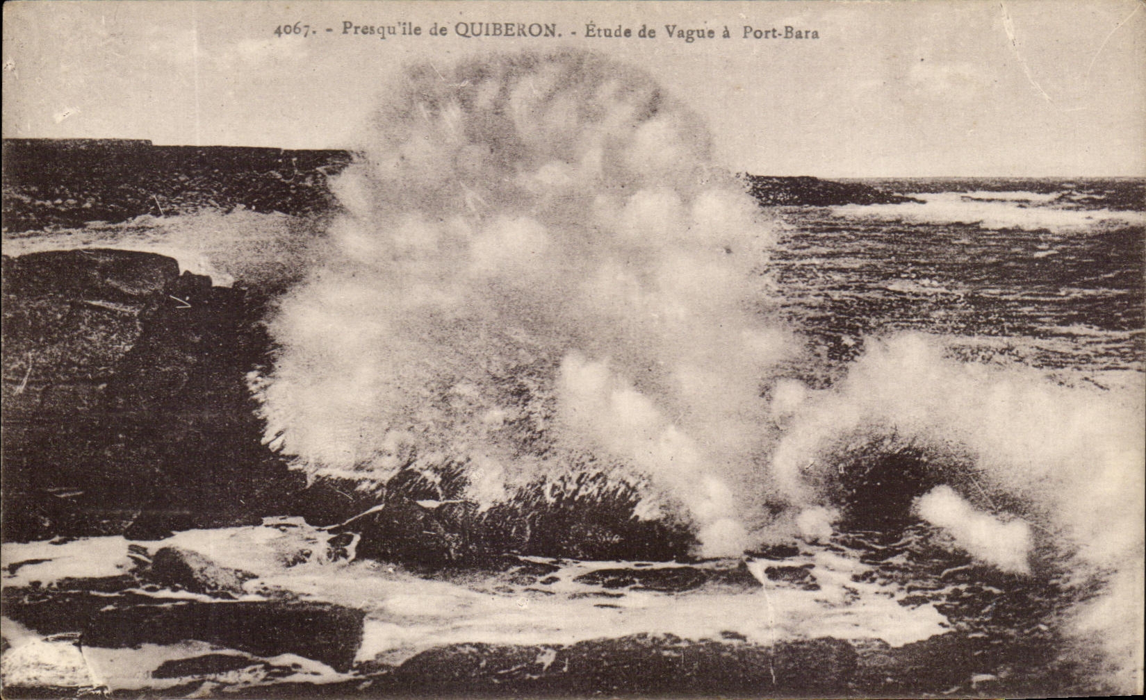 CPA Presquile de Quiberon Etude de Vague a Port Bara