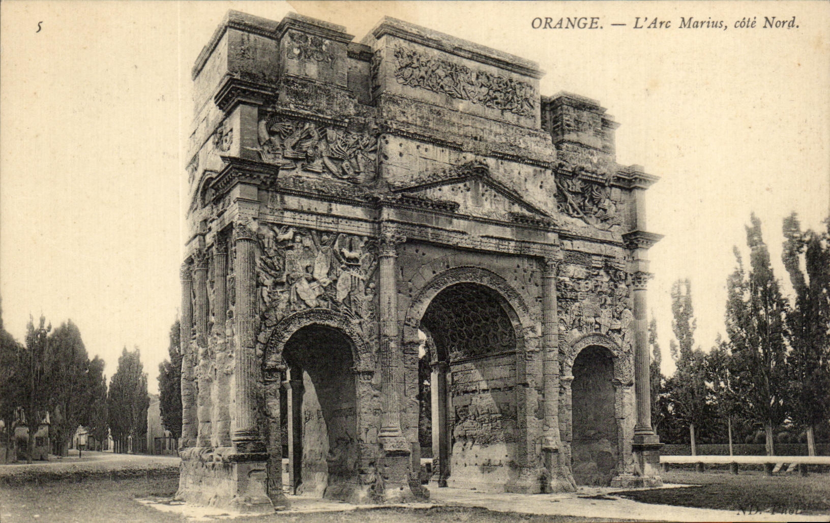 CPA Orange L'Arc Marius cote Nord