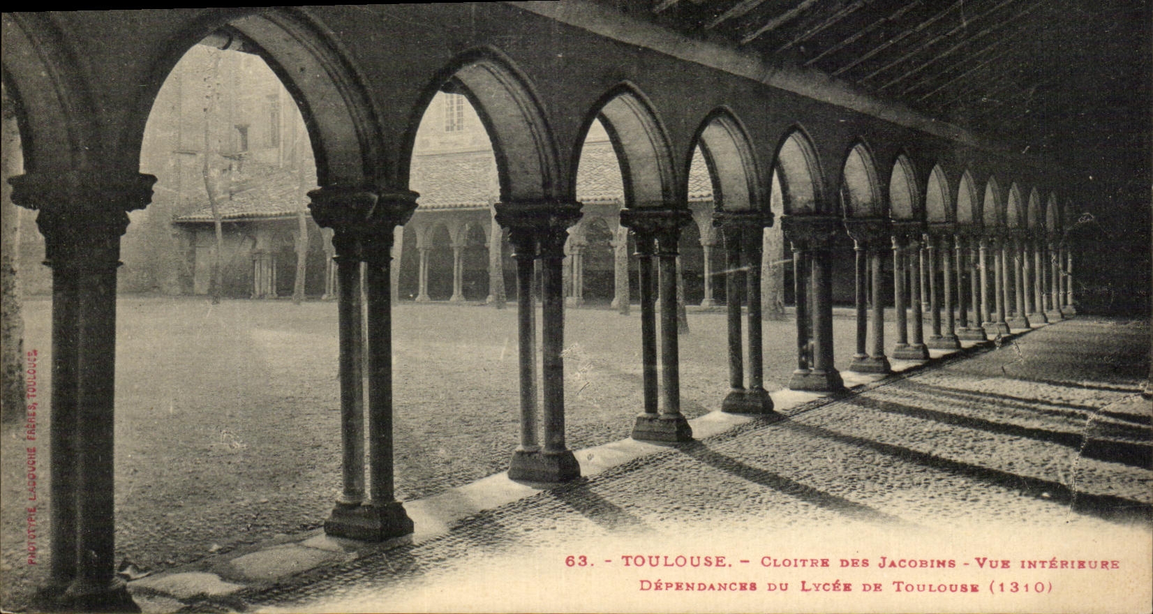 CPA Toulouse Cloitre Des Jacobins Vue Interieure Dependances du lycee de Toulouse 
