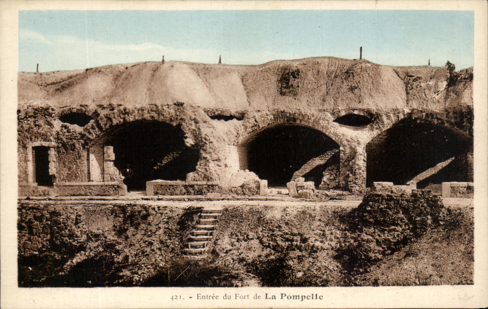 CPA Entree du Fort de La Pompette