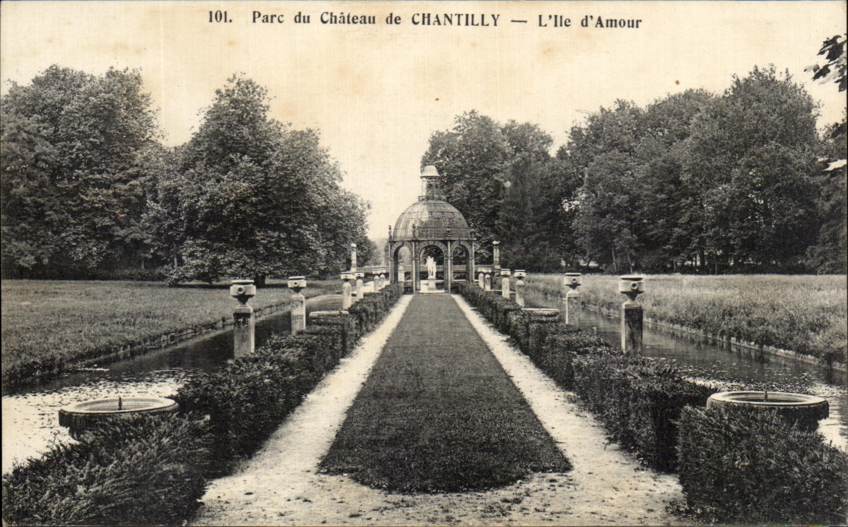 CPA Parc Du Chateau De chantilly L'lle D'Amour