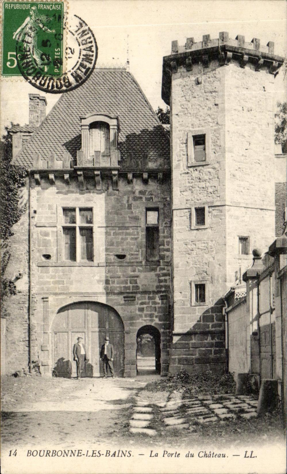 CPA Bourbonne Les Bains La Porte du Chateau