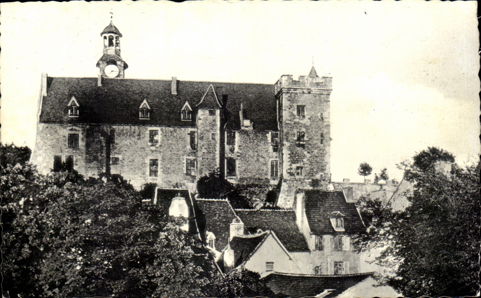 CPA Montlucon Le Chateau Cote sud