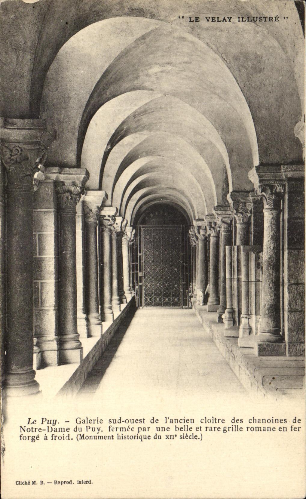 CPA Le Puy Galerie Sur Ouest De l'Ancien Cloitre Des chanoines de Notre Dame du Puy