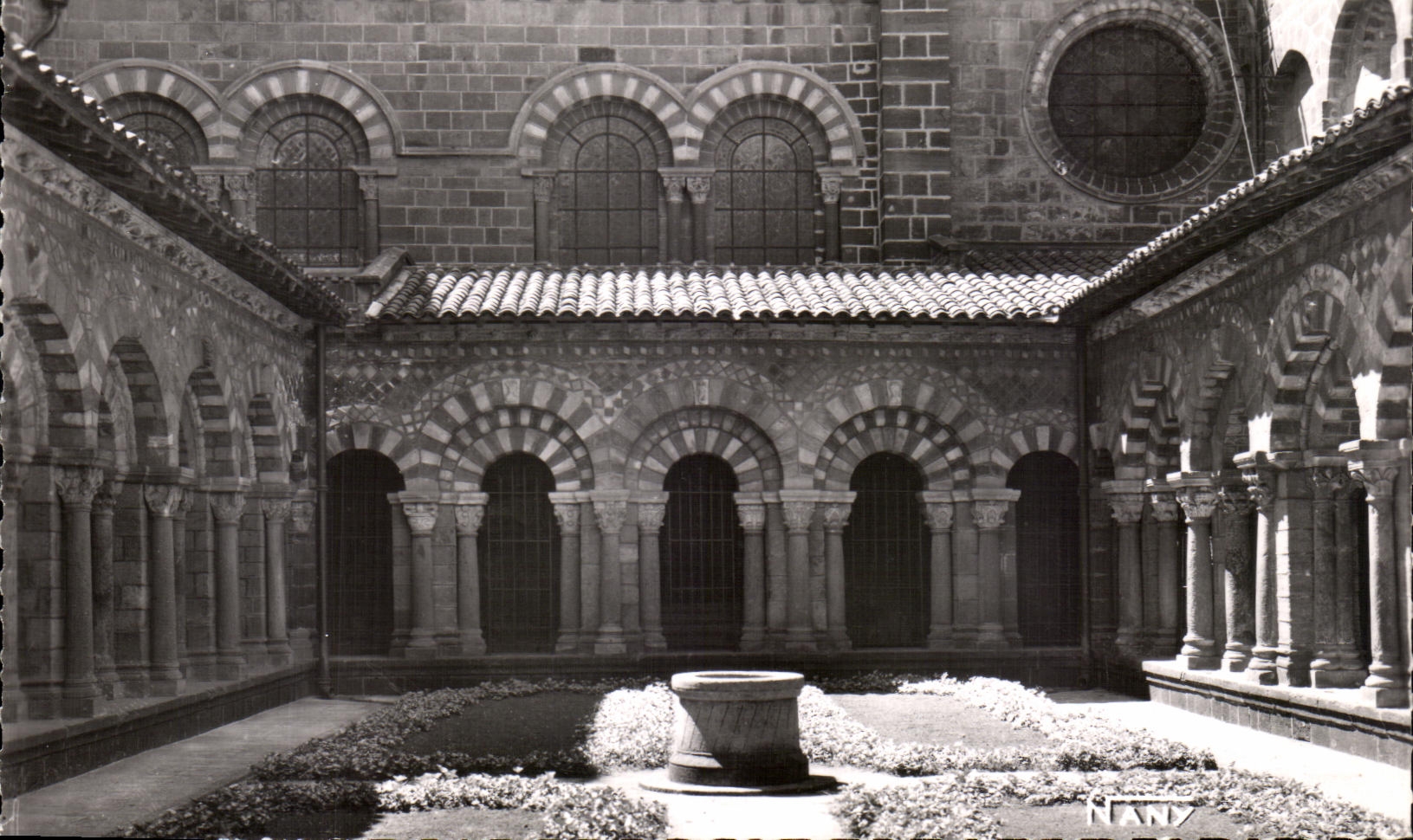 CPA Le Puy Le Cloitre