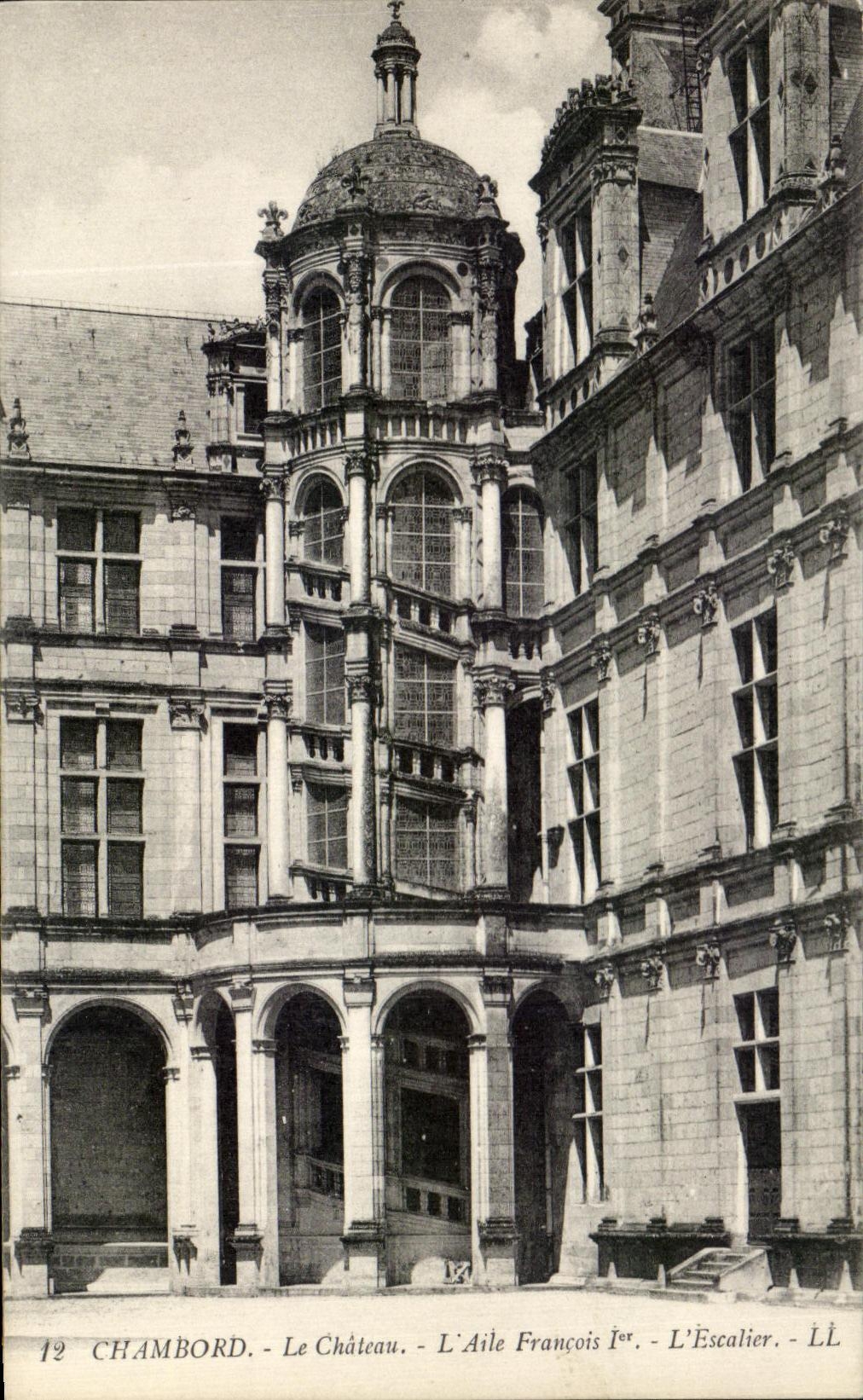 CPA Chateau de Chambord L'Aile Francois 1er L'Escalier