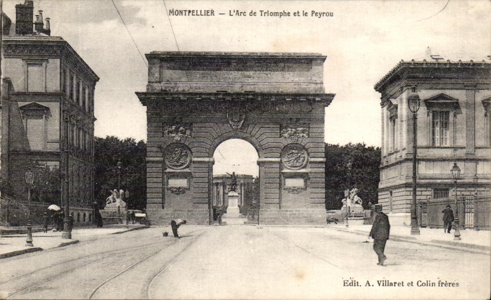 CPA Montpellier L'Arc de Triomphe et le Peyrou