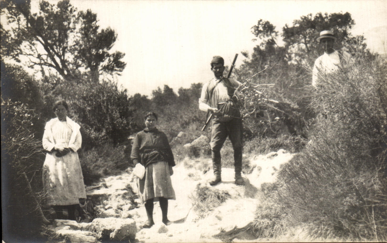 CARTE PHOTO Paysans Folklore 