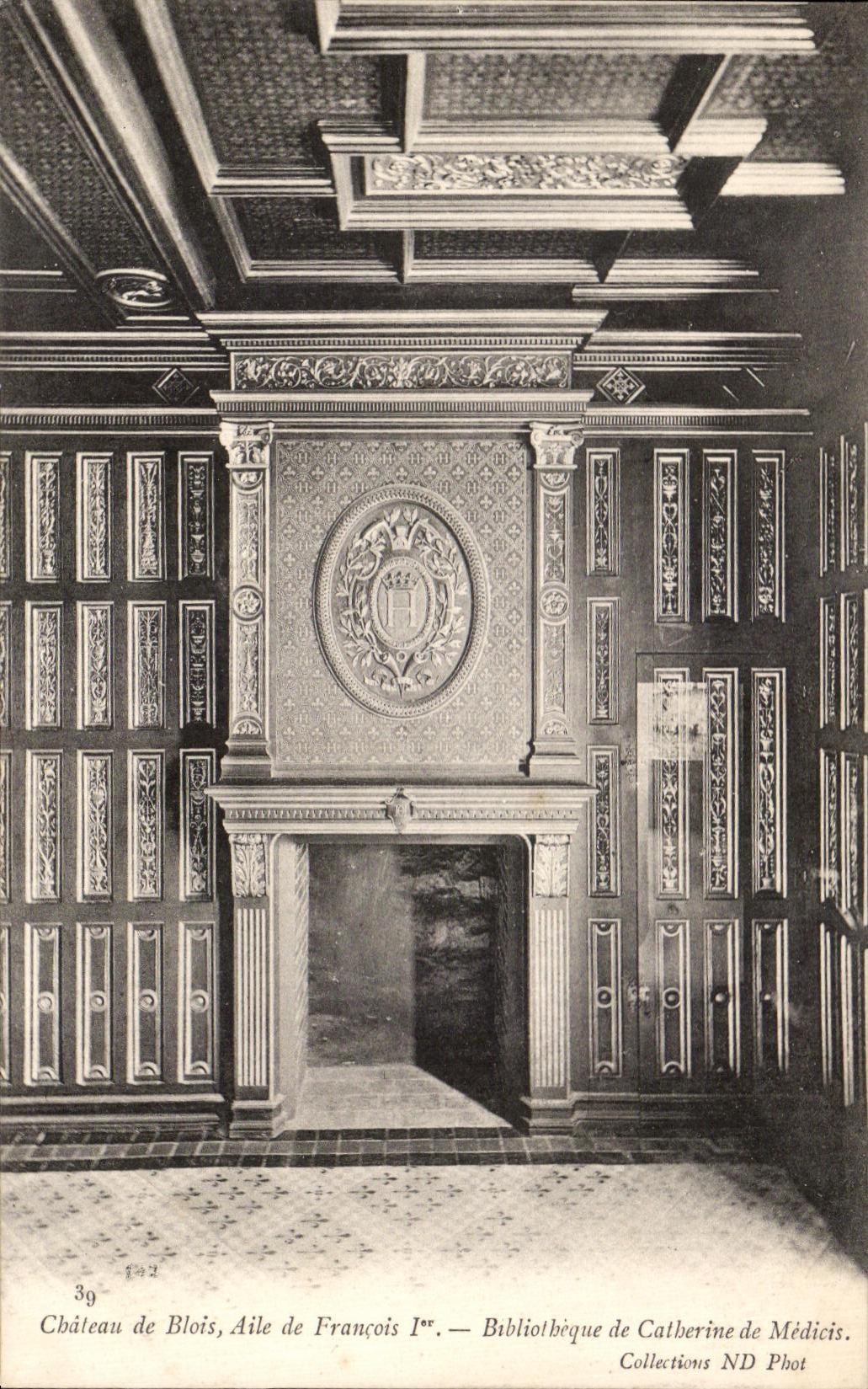 CPA Chateau de Blois Aile de Francois 1er Bibliotheque de Catherine de Medicis