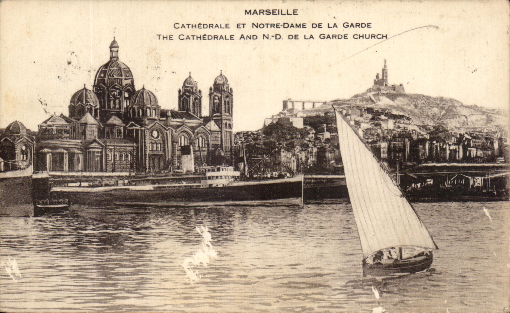 CPA Marseille Cathedrale Et Notre Dame De La Garde Bateaux